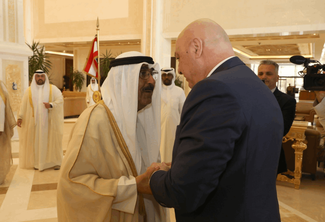 زيارة الرئيس عون الى الكويت.. توافق على عودة الكويتتين الى لبنان 