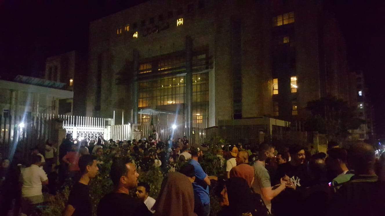 "فرز الأصوات" يشعل إحتجاجات في طرابلس.. ووزيران يتحرّكان (فيديو) 