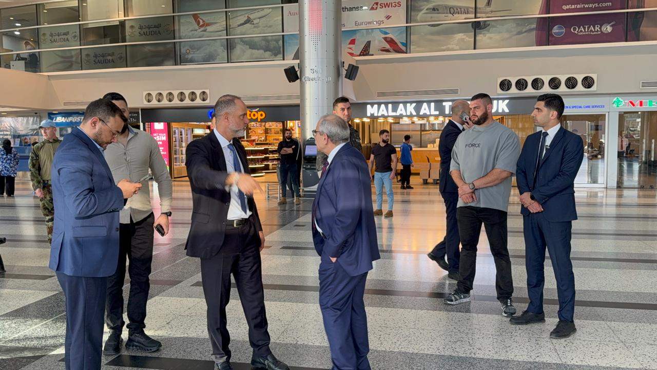 بالفيديو: نواف سلام &quot;يُداهم&quot; مطار بيروت! 