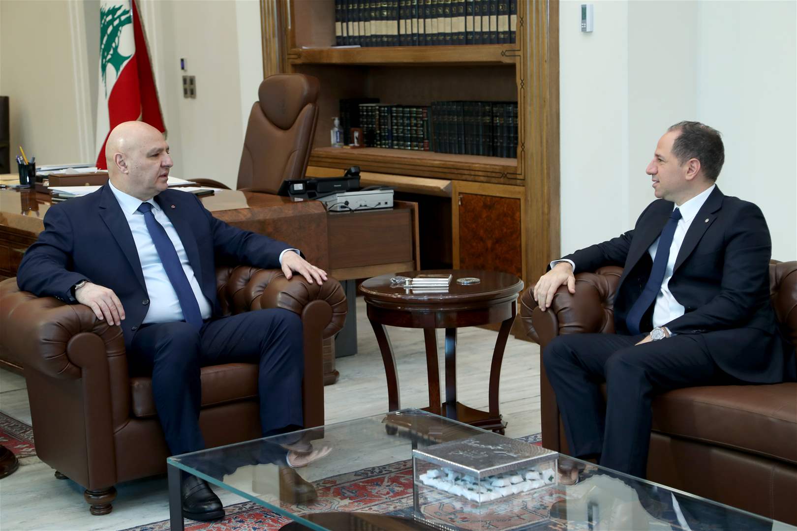 رئيس حزب الكتائب النائب سامي الجميّل عرض مع الرئيس عون الأوضاع العامة في البلاد ومسار الإنتخابات البلدية والإختيارية