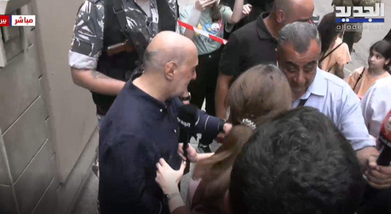 مراسلة الجديد لنائب &quot;الحزب&quot;.. &quot;ما تعمل موقف عَ ضهري&quot; (فيديو)  