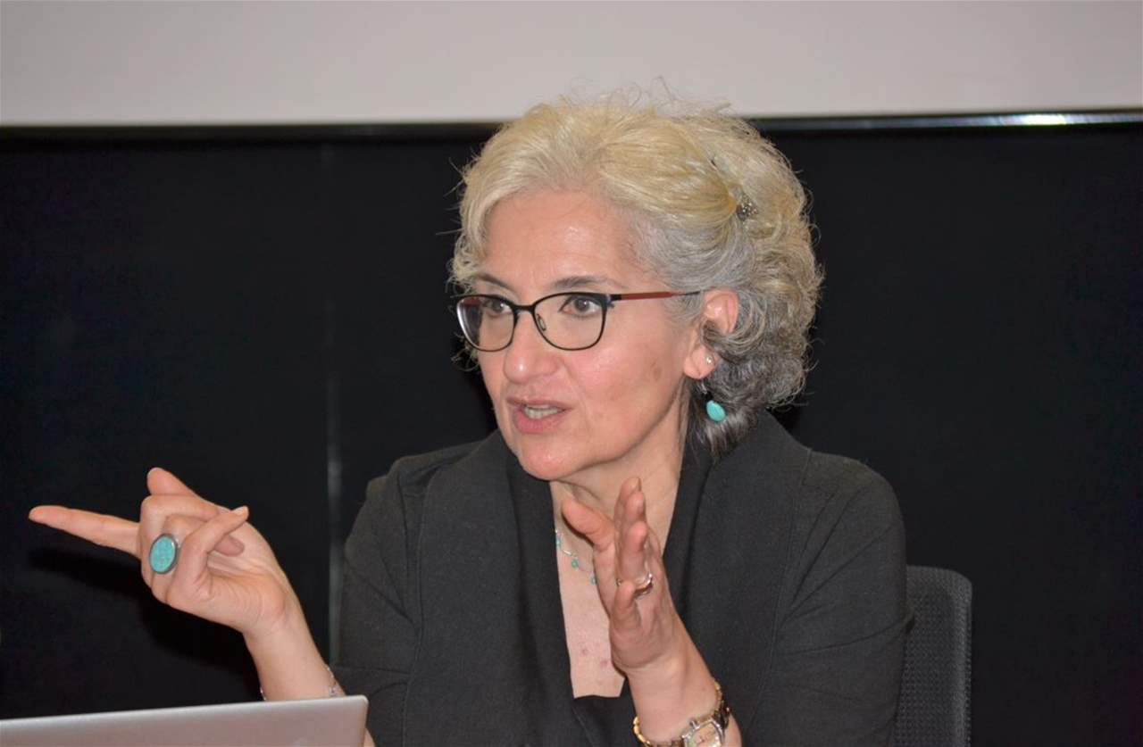 بعد الغارة قرب مدرسة المنصوري.. وزيرة التربية تستنكر وتتحرّك 