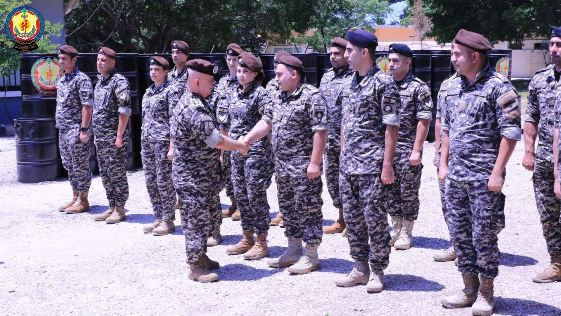 بالصورة: أمن الدولة على الأرض! 