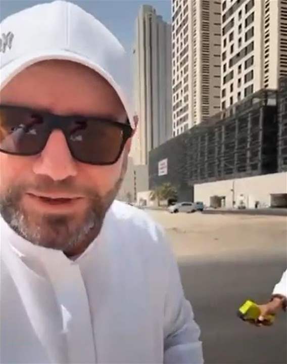 مواطن كويتي يقرّر إختبار العلاقة بين الألوان والحرارة (فيديو) 