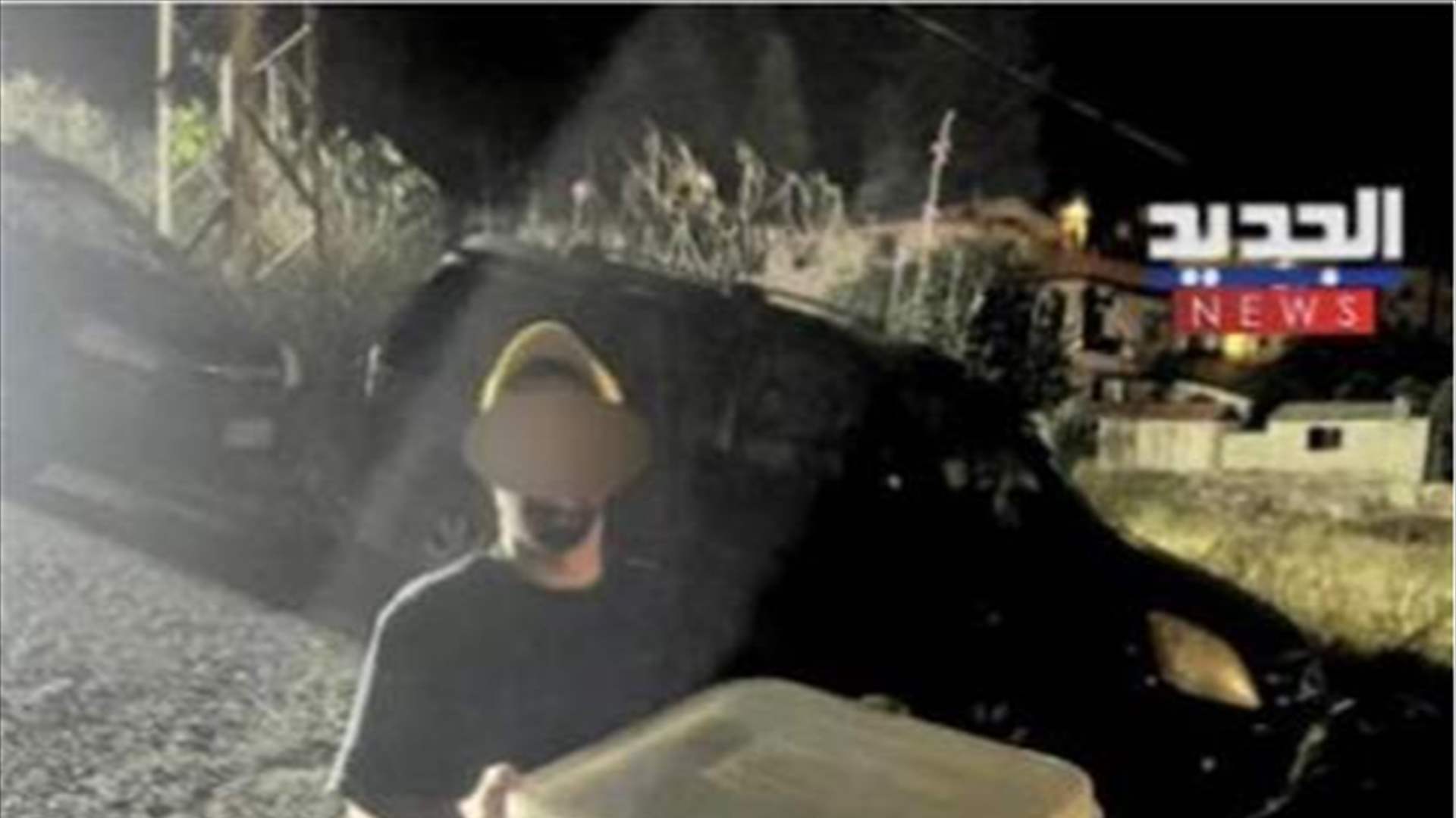 "تعب من الطلعة".. هذه قصة الصورة مع صندوق الاقتراع في رامية (صورة)