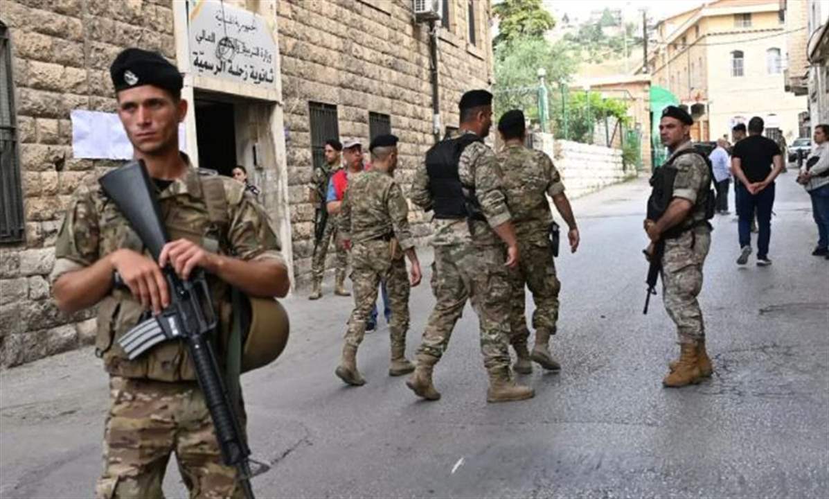 الجيش يوقف مطلوبين ويضبط أسلحة وذخائر في البقاع