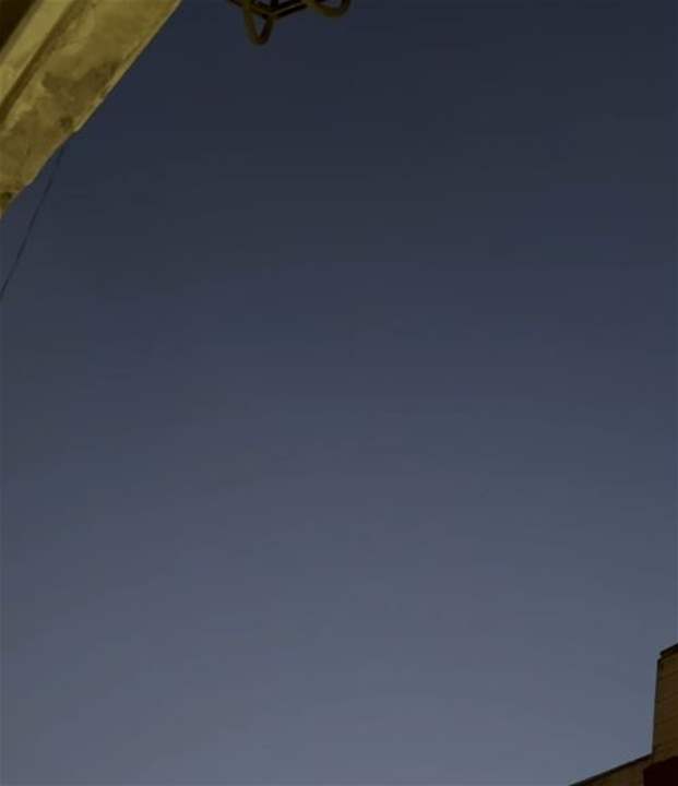 لحظة عبور الصاروخ اليمني من فوق القدس (فيديو) 