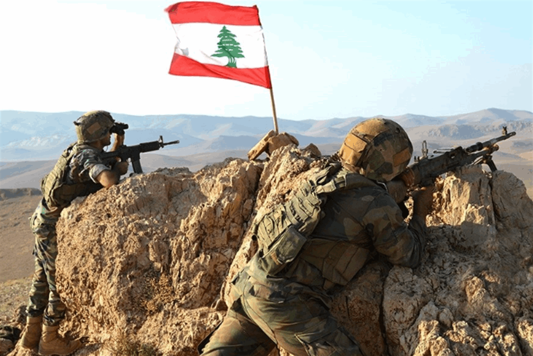 في الجنوب.. جهاز تجسس إسرائيلي مموه بقبضة الجيش (صور) 