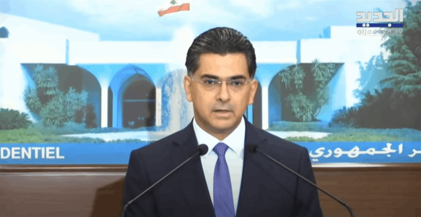 وزير الإعلام يتلو مقررات الجلسة الوزارية