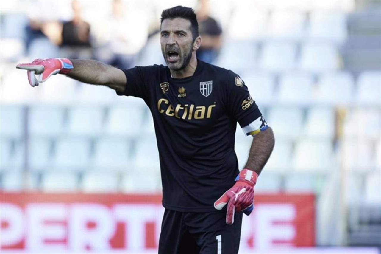 بوفون يشيد بإسبانيا وبرشلونة: نشعر بالخجل مما نحن عليه