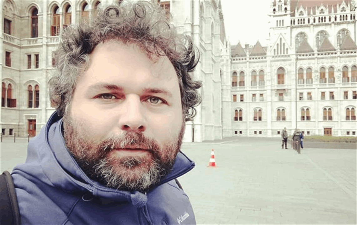 بسبب آرائه على وسائل التواصل.. القضاء يحقق مع وسام سعادة! (فيديو) 