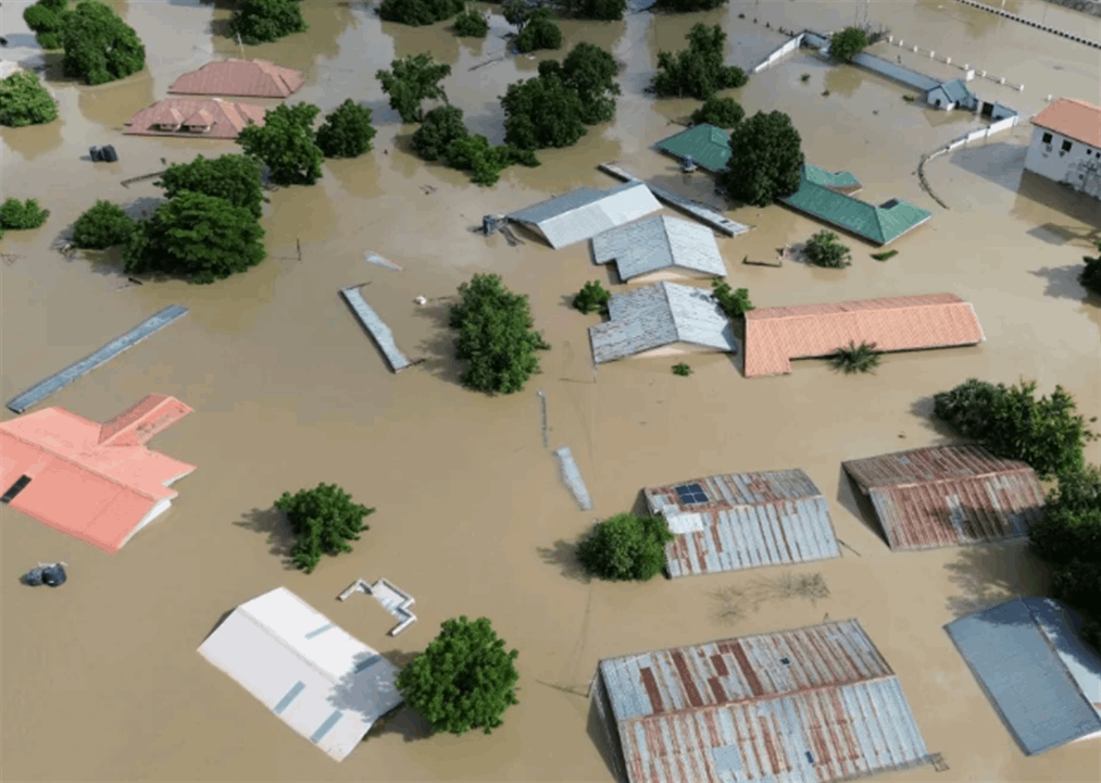 بالفيديو.. فيضانات مدمرة في نيجيريا