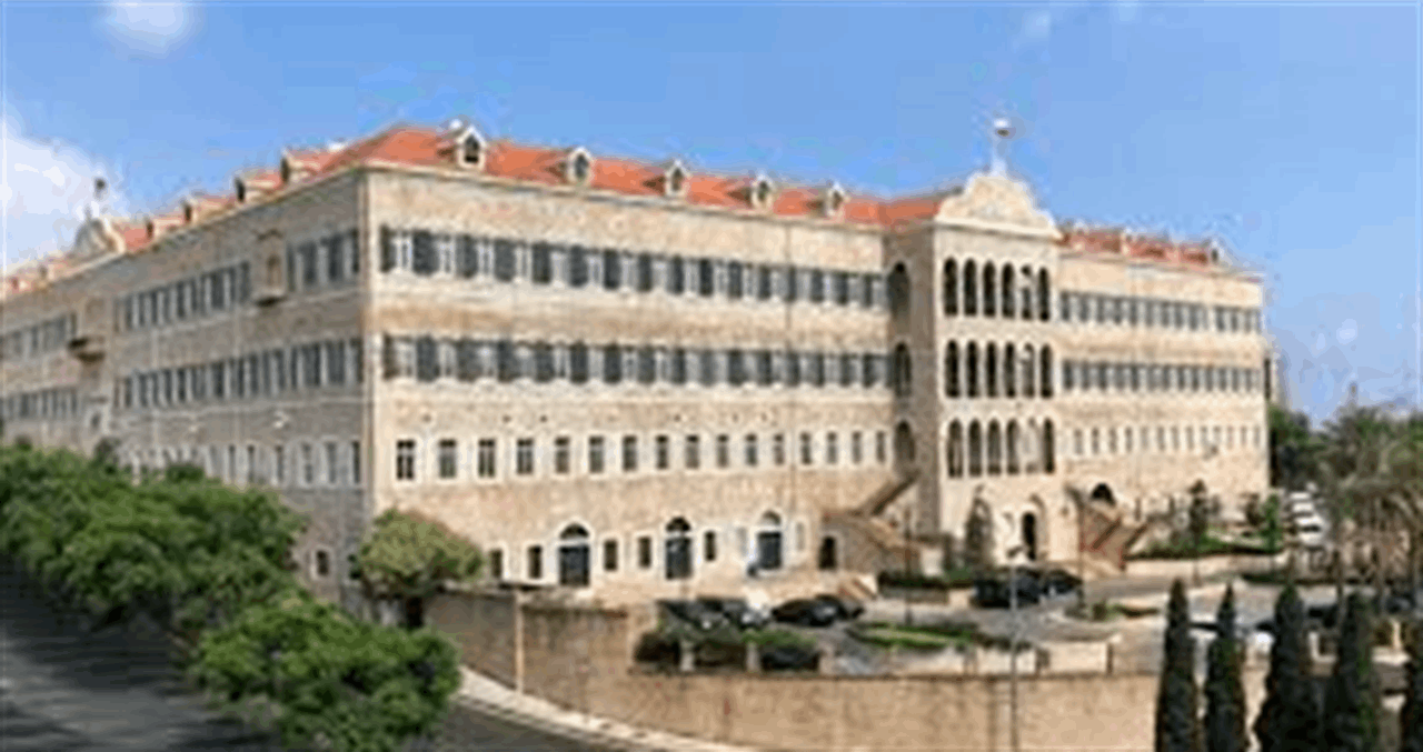 &quot;الحكومة سددت ضربة إلى جيوب الناس&quot;.. فضل الله يعترض! 