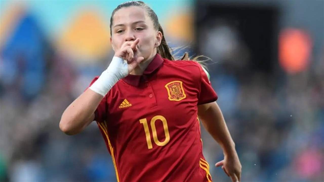 فيديو - كلاوديا بينا تقود إسبانيا إلى فوز مثير على إنجلترا