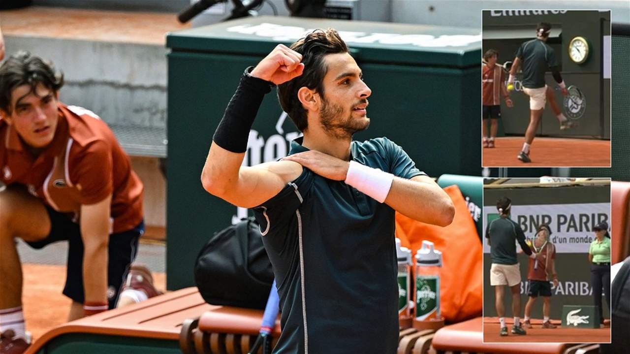 فيديو - النجم الإيطالي ضرب الحكم وحامل الكرات ولم يُعاقب !!