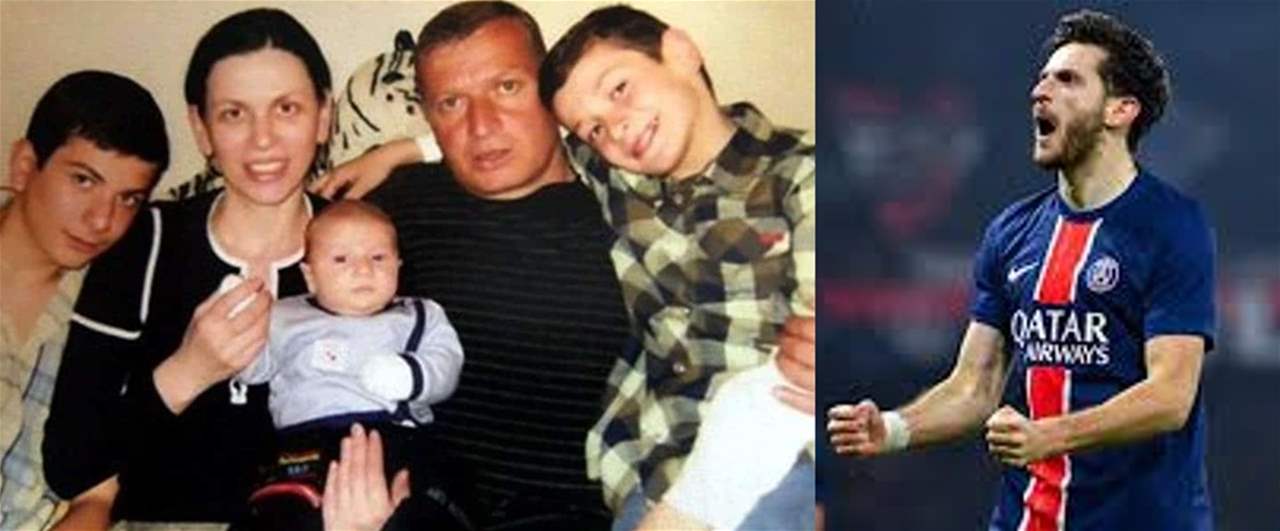 فيديو - والدة كفاراتسخيليا تُقبّل الشاشة احتفالاً بنجلها