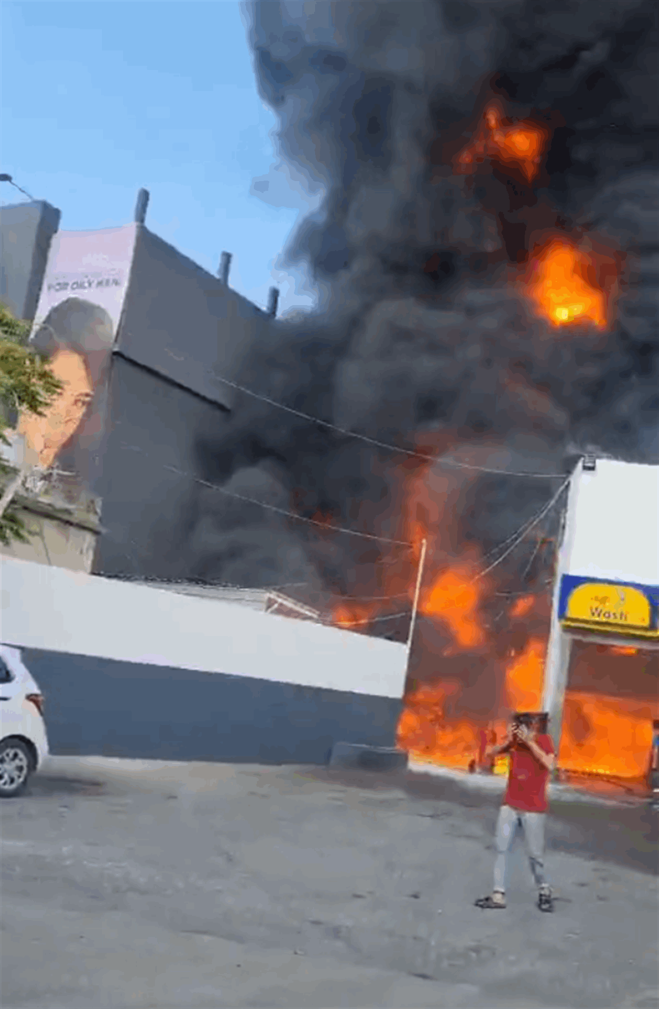 مشاهد إضافية من حريق الحدث (شاهد الفيديو) 