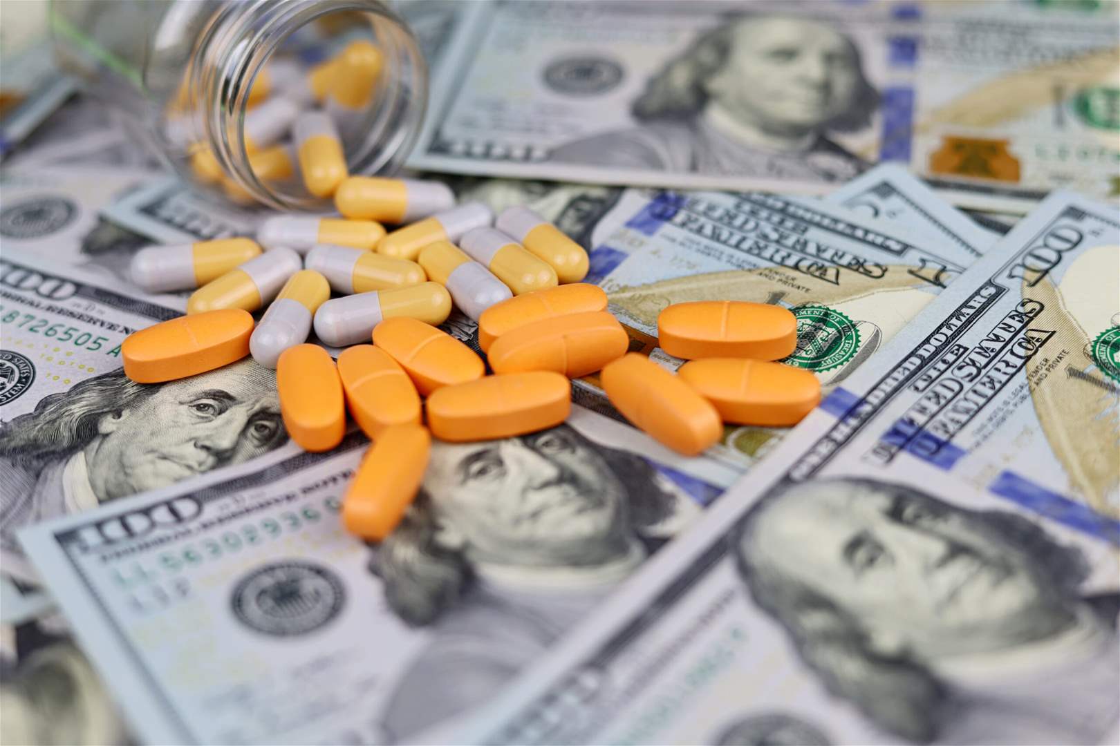 الرواية الكاملة للتوقيفات في ملف تهريب الادوية 