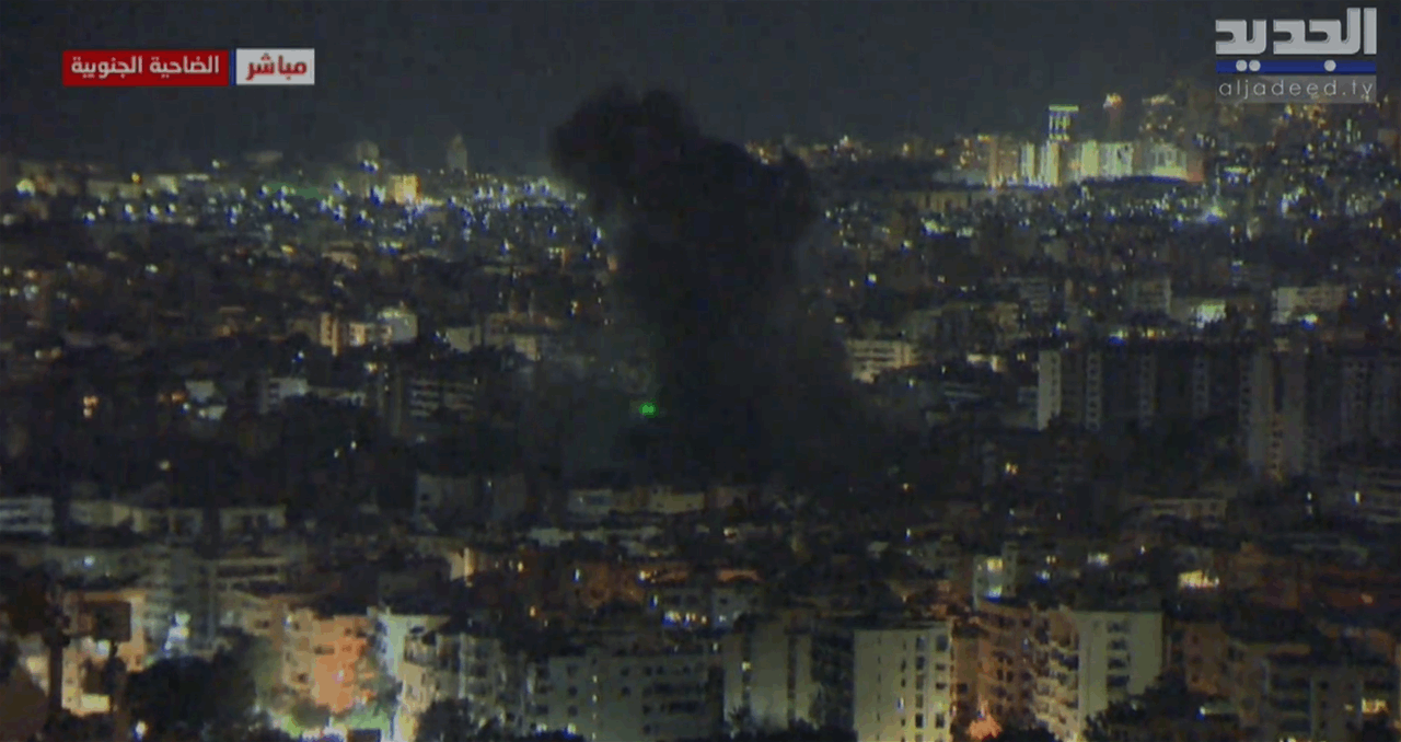 شاهد لحظة بدء الغارات الاسرائيلية على الضاحية الجنوبية 