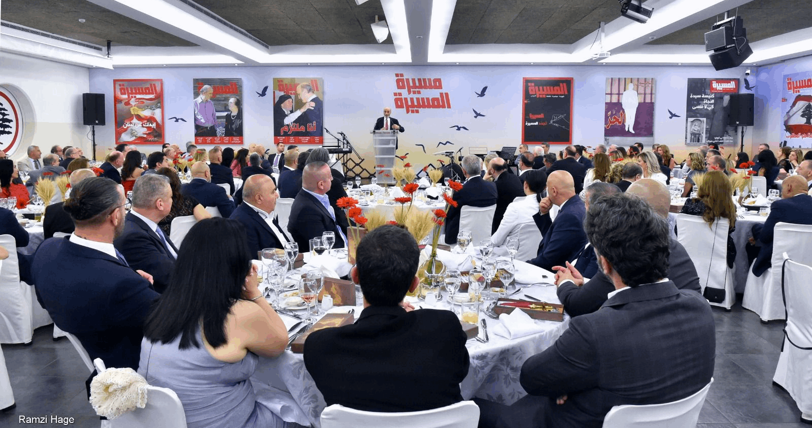 سمير جعجع: "الحلّ إِنّك تفكّ عن سمانا"  