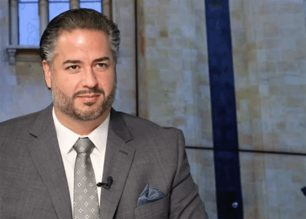 اختلاس واثراء غير مشروع.. توقيف وزير الاقتصاد السابق