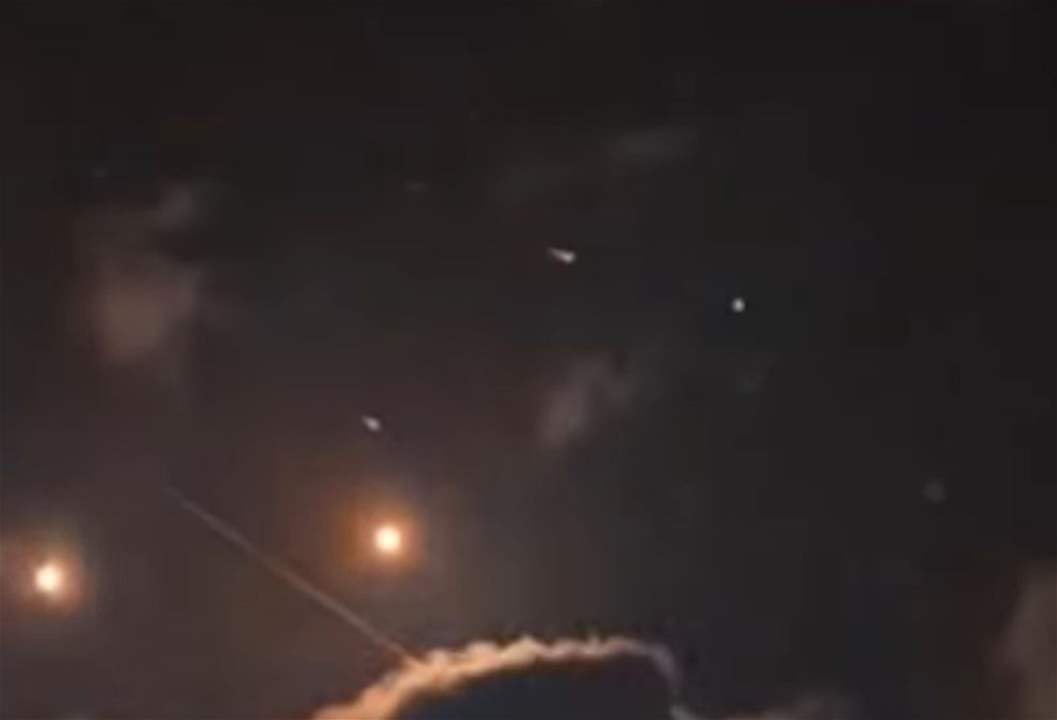 مواجهة بين الصواريخ الإيرانية والدفاعات الجوية الإسرائيلية (فيديو)