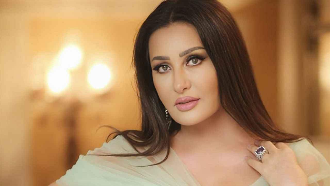 رسالة مؤثرة من لطيفة بعد عزاء شقيقها