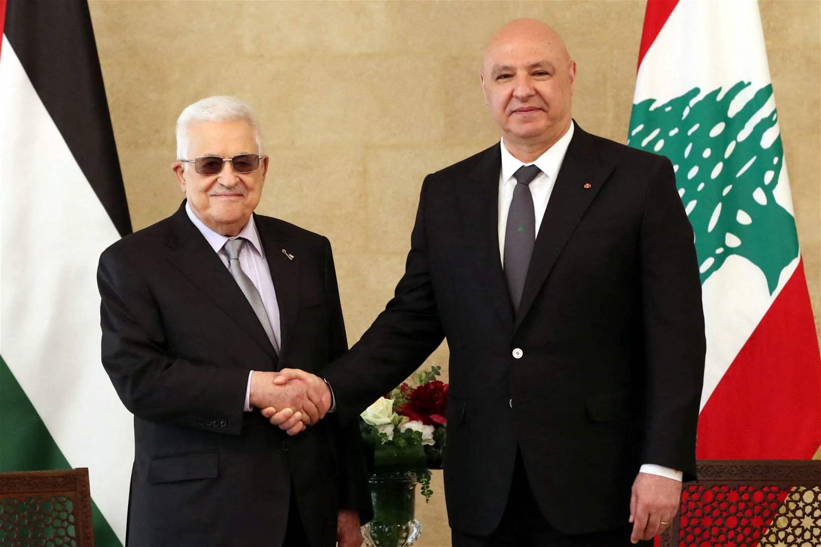 طلب فلسطيني بالتمهُّل في جمع السلاح.. وخلاف أعاق تنفيذ المرحلة الأولى (الشرق الأوسط)