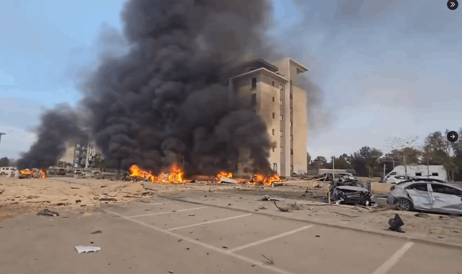 صاروخ إيراني يصيب بئر السبع: إصابات ودمار (فيديو) 