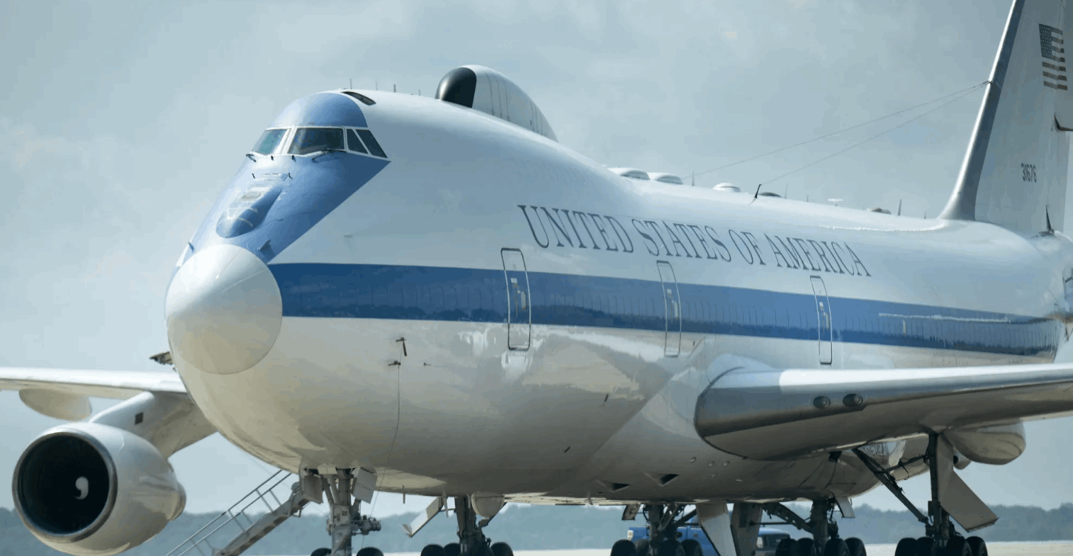 قامت برحلة غامضة.. طائرة &quot;يوم القيامة&quot; الأميركية تتحرك!