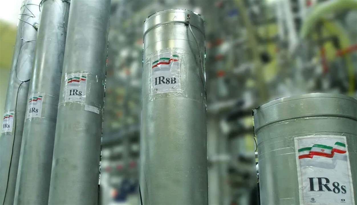 إيران تلمّح إلى إمكانية نقل اليورانيوم المخصب إلى دولة أخرى