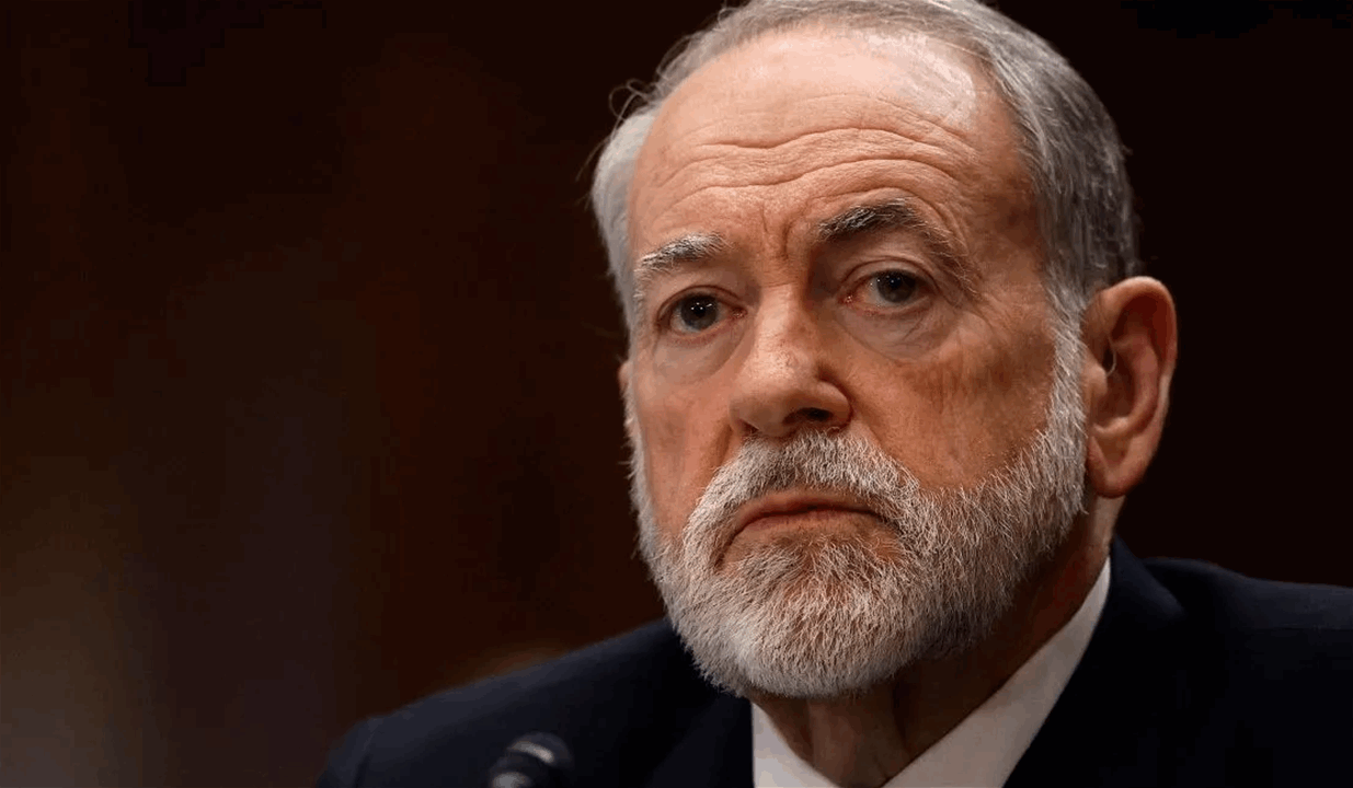 هاكابي بعد صاروخ الحوثي: ربما تحتاج قاذفة b2 لزيارة اليمن