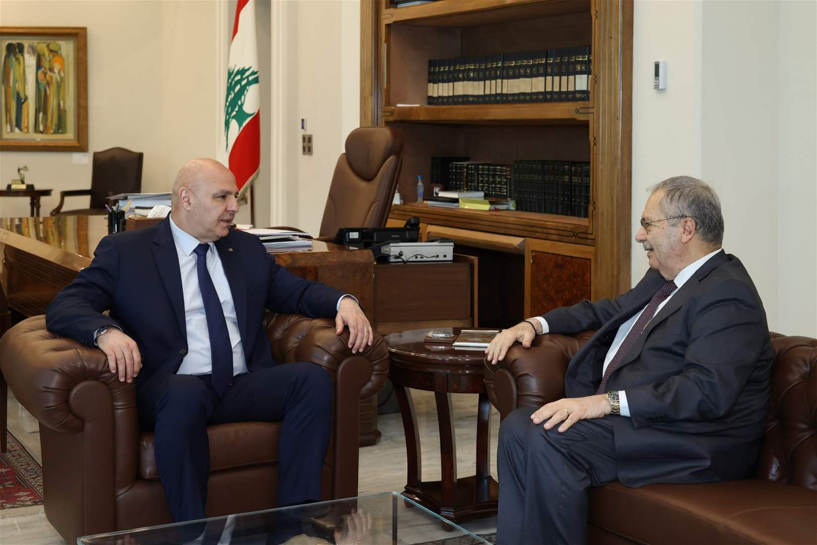 عون إطّلع من نائب رئيس الحكومة على مداولات قمة تمويل التنمية في إشبيلية