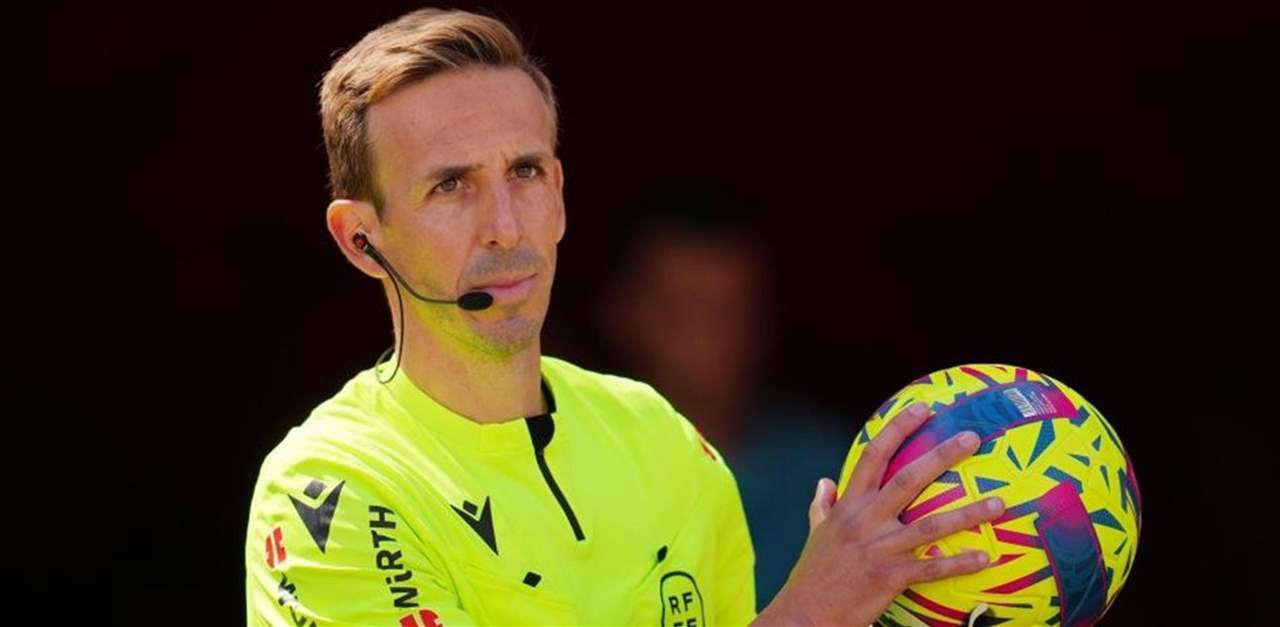 الحُكام الإسبان يقودون هجوماً مُضاداً على ريال مدريد وبرشلونة