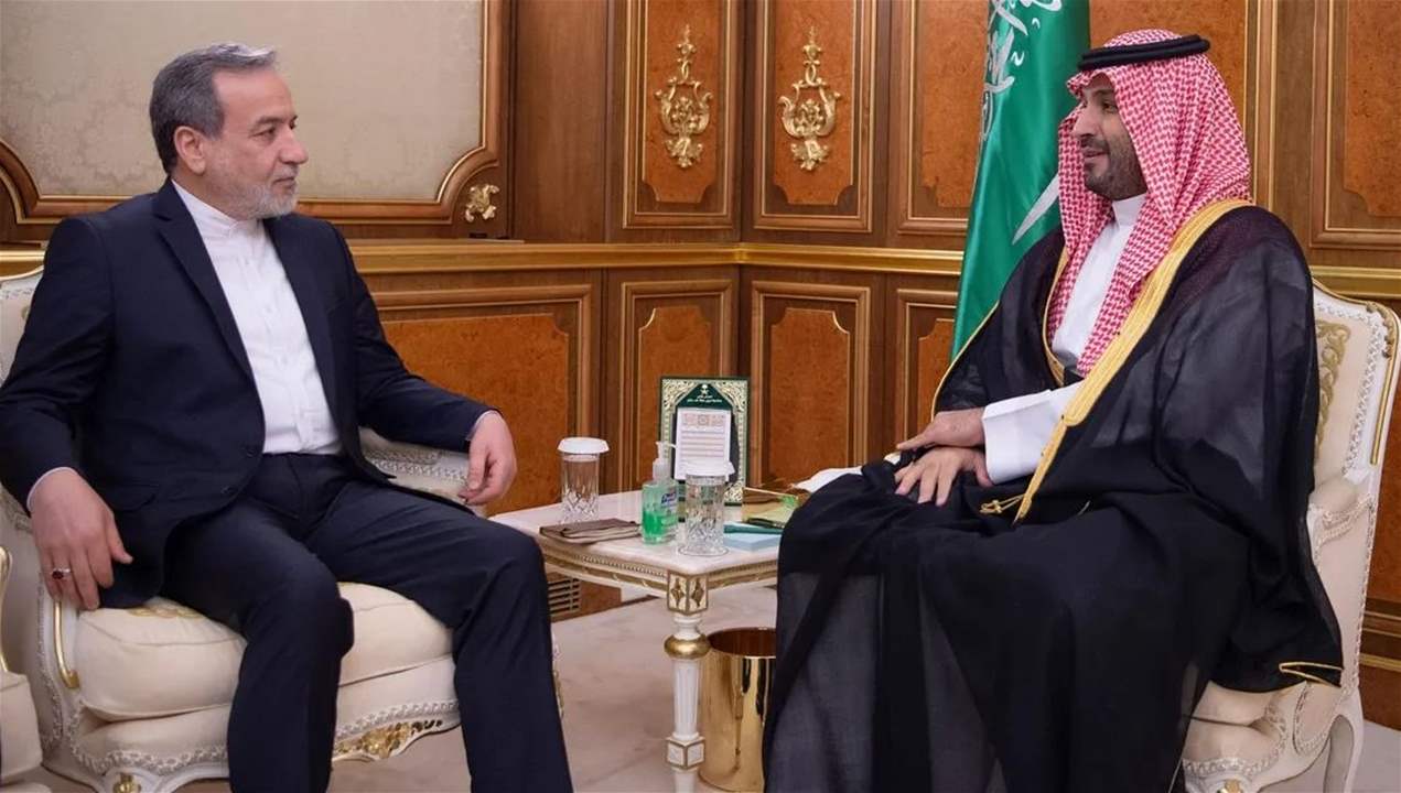 ولي العهد السعودي يلتقي وزير الخارجية الإيراني