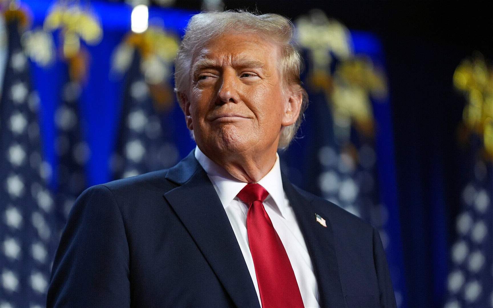 الرئيس دونالد ترامب يتحول لـ &quot;سوبر مان&quot;.. صورة تحصد تفاعلا واسعا