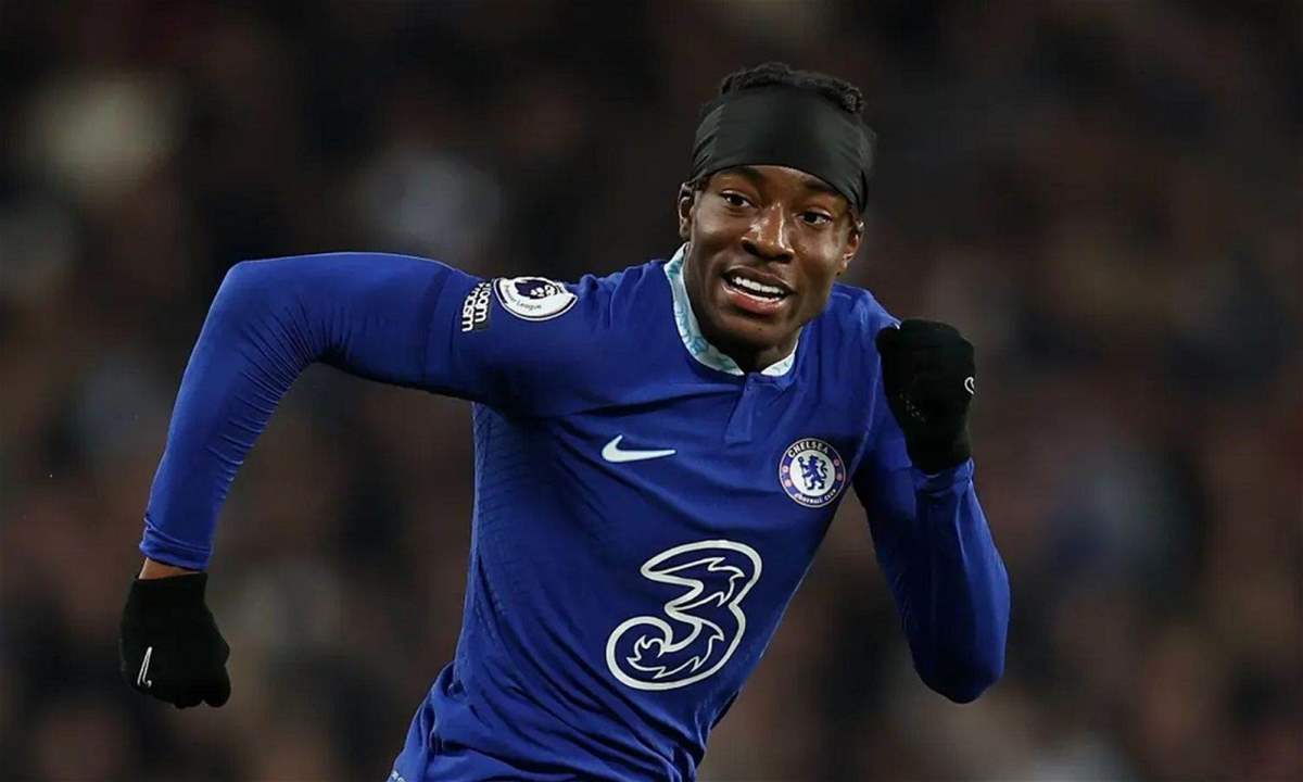 مادويكي يُغادر معسكر تشيلسي لحضور حفل .. ويقترب من آرسنال