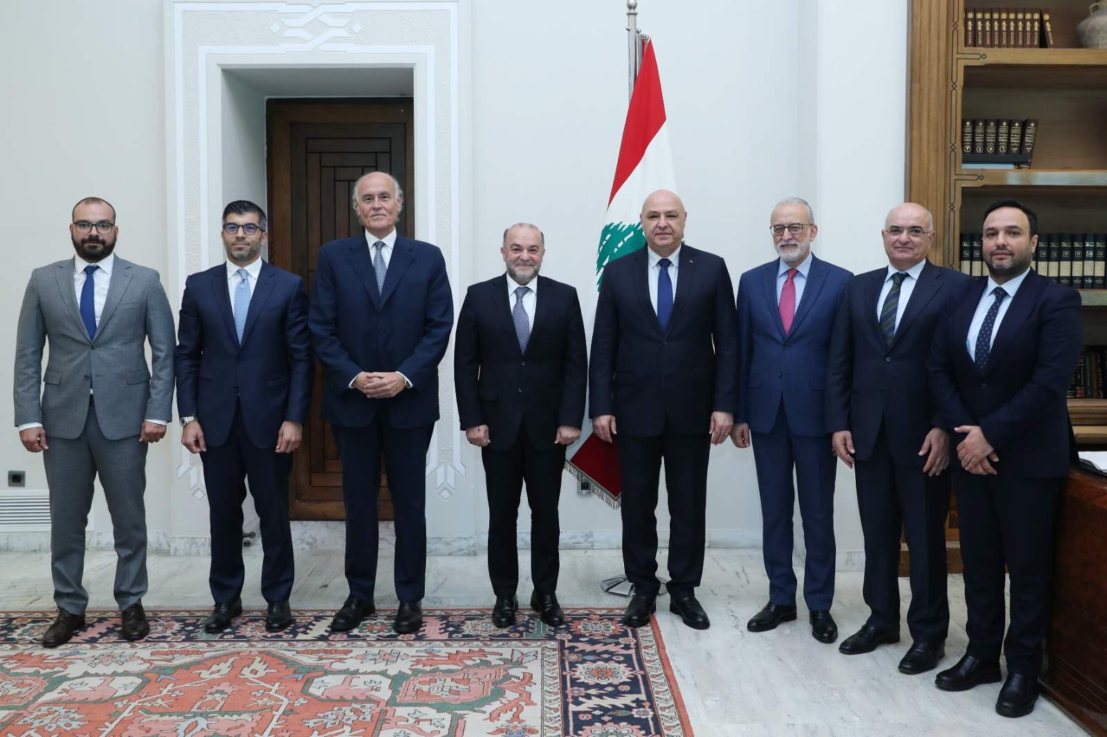 الرئيس عون لرئيس وأعضاء مجلس الانماء والاعمار: تصرفوا وفق ضميركم ولا تسعوا الى إرضاء أحد 