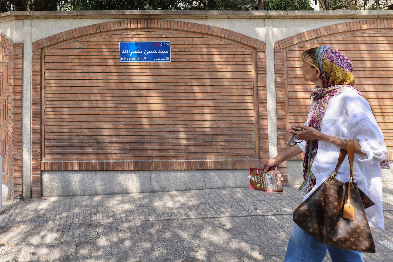 بالصورة: شارع بإسم "نصرالله"! 