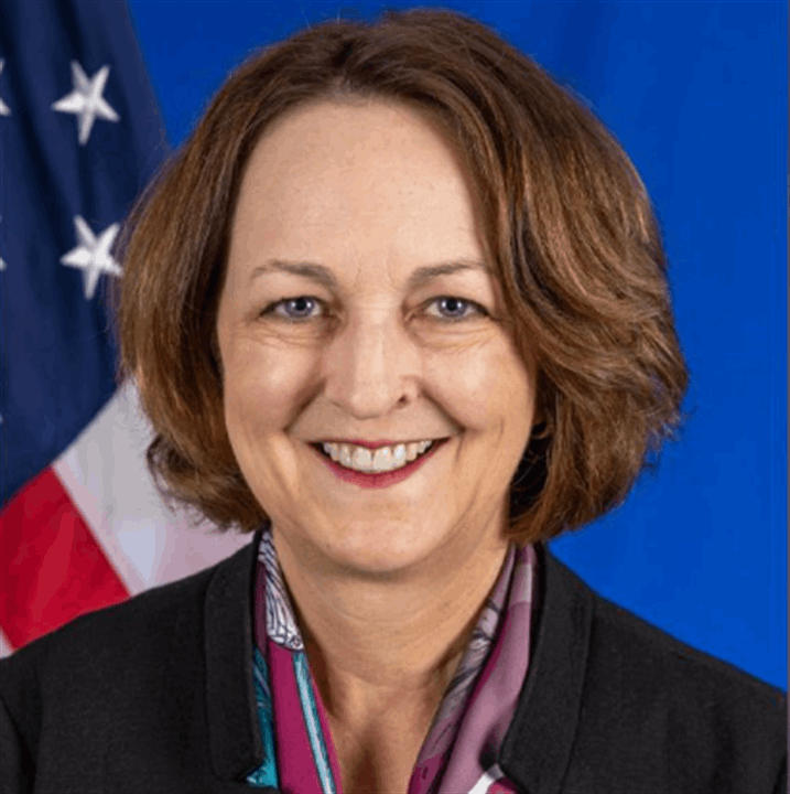  وشم &quot;لبنان&quot; على ذراع السفيرة الأميركية (صورة) 