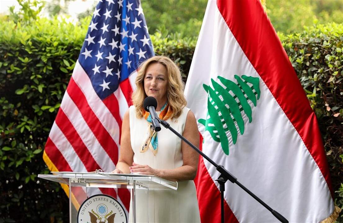 وشم &quot; لبنان &quot; على يد السفيرة الأميركية ليزا جونسون يثير تفاعلا واسعا 