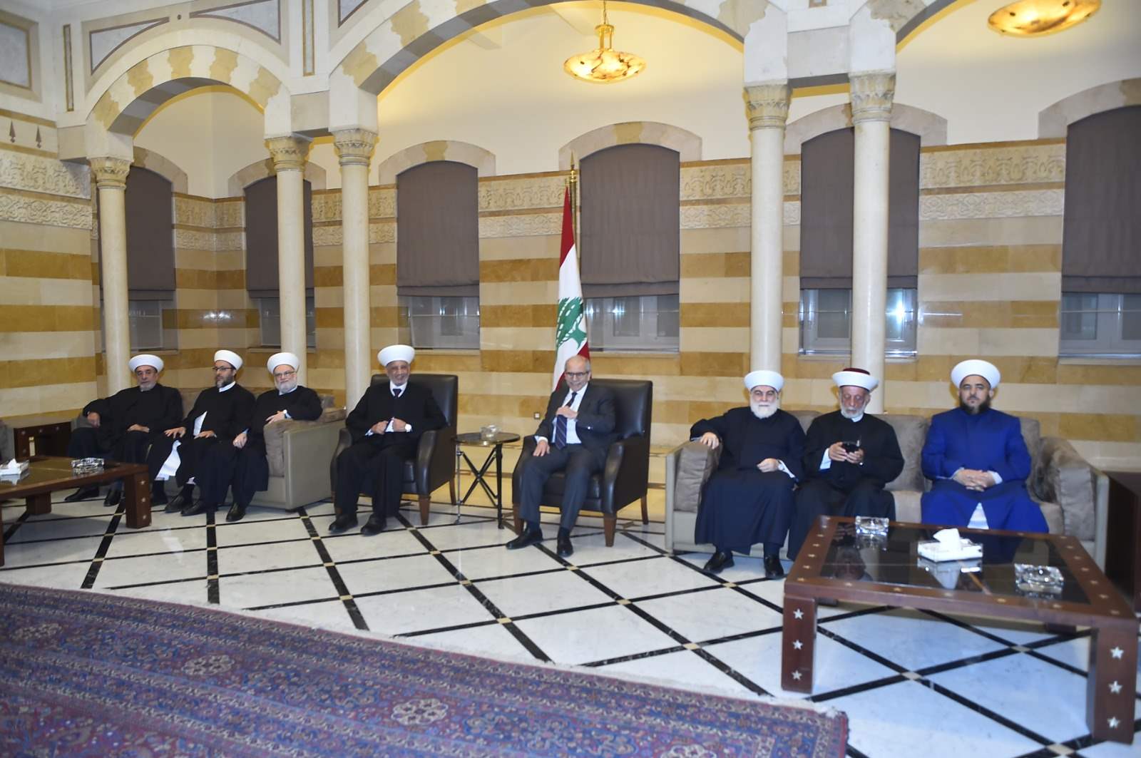 سلام استقبل دريان مساء على رأس وفد من مفتيي المناطق 