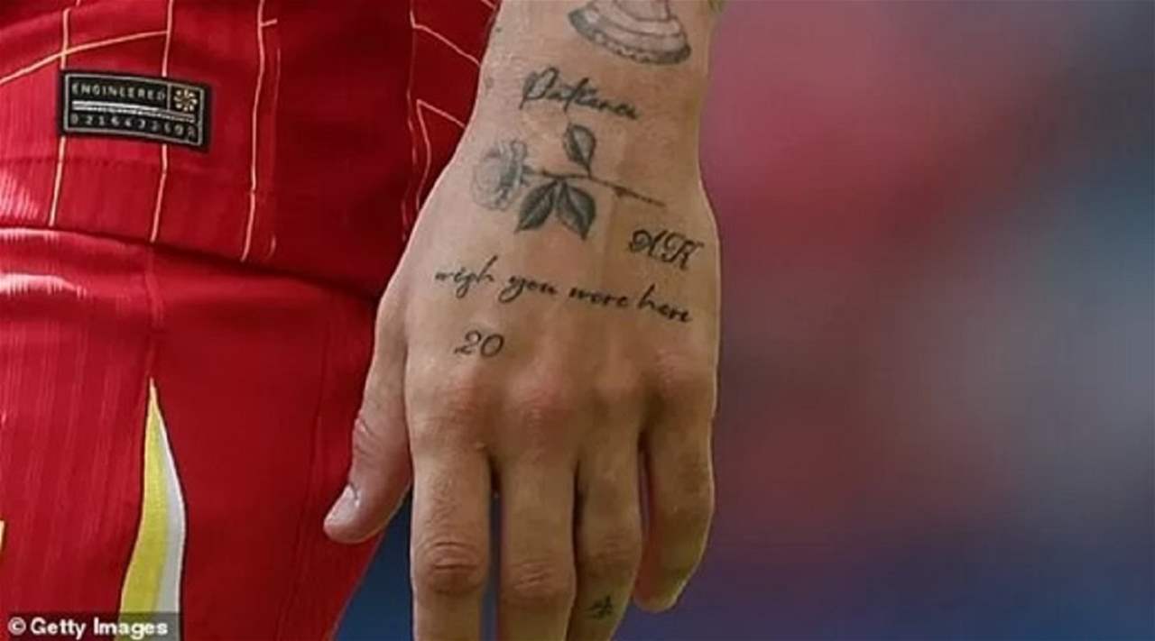 لاعب ليفربول يخلّد ذكرى ديوغو جوتا بطريقة فريدة 