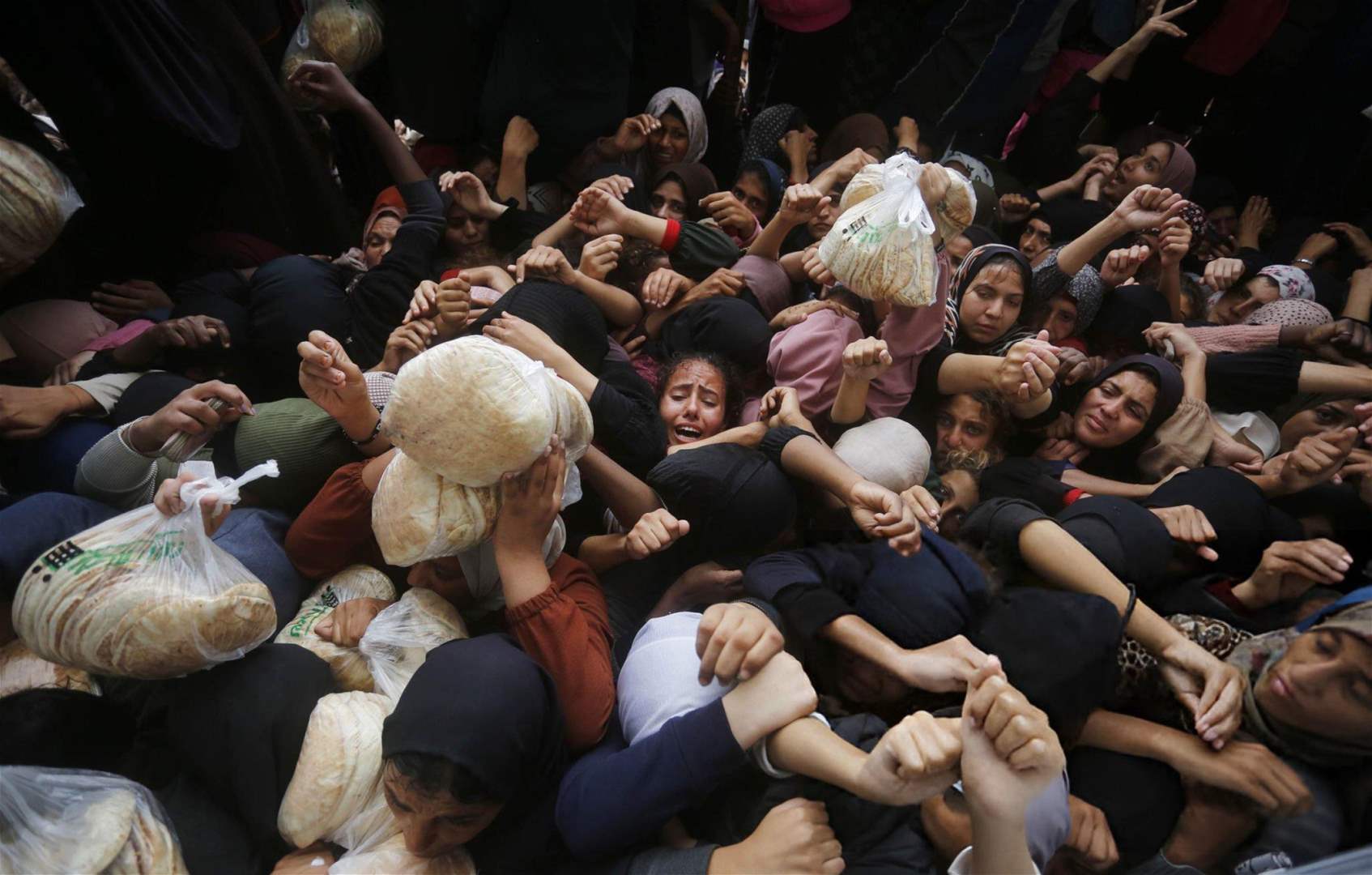 رسالة مؤثرة من الشيف اللبناني حسين فياض بسبب المجاعة في القطاع 