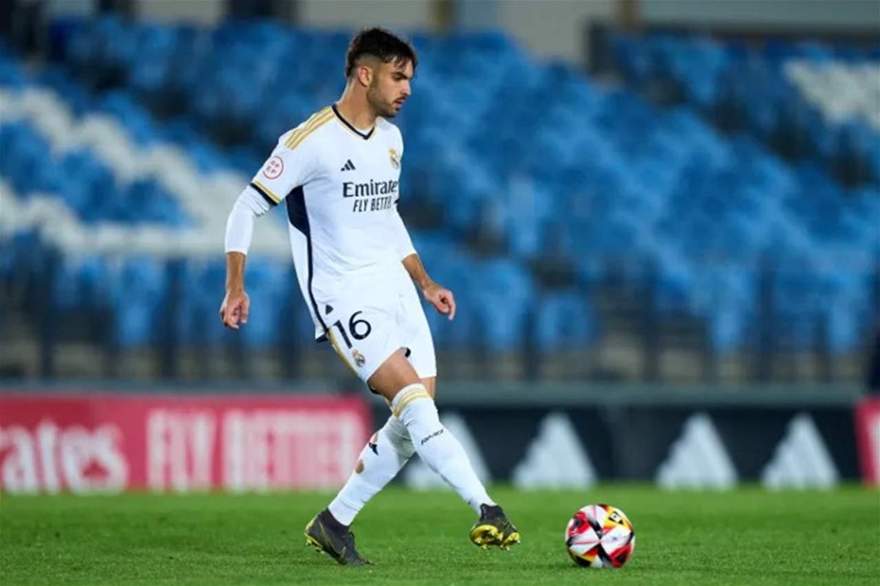 مستقبل أسينسيو معلق وشكوك في خطط ألونسو الدفاعية