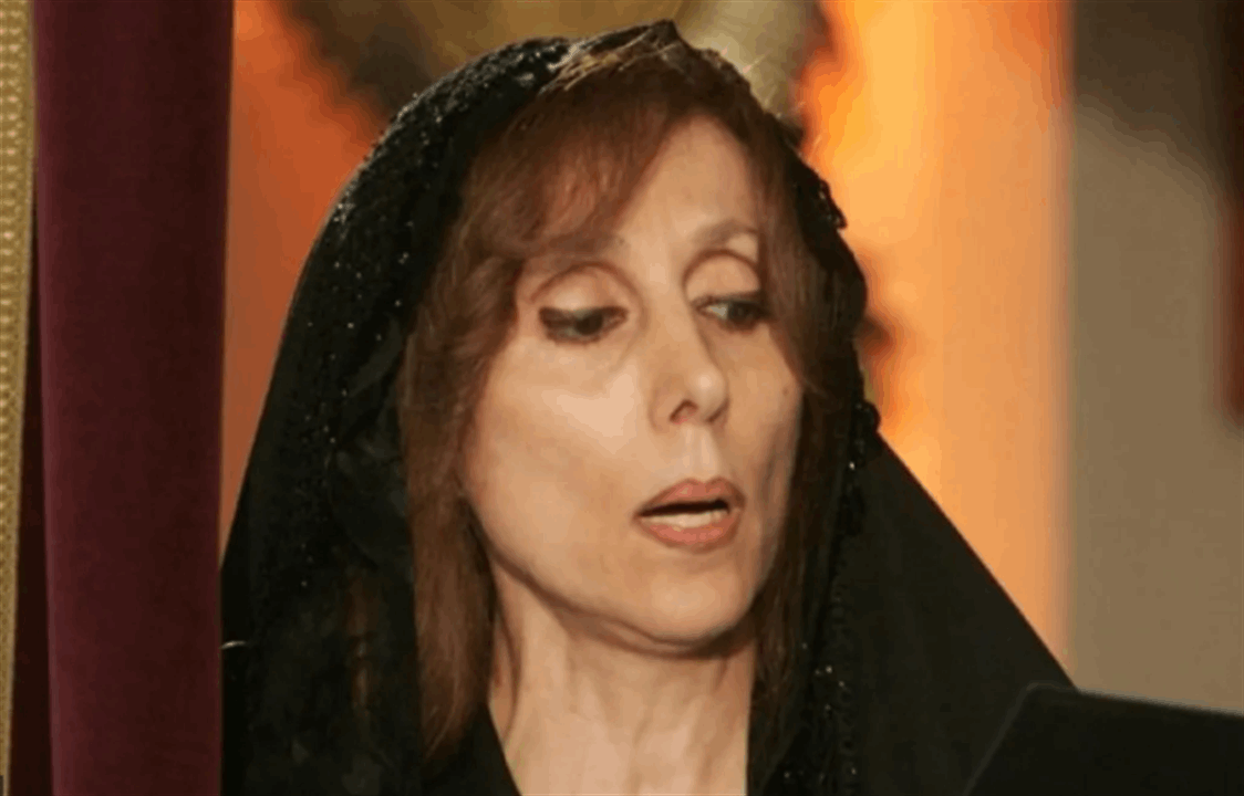 السيدة فيروز في وداع نجلها (فيديو) 