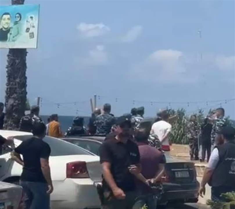 القوى الامنية تبدأ بإزالة مخالفات عند كورنيش مدينة صور (فيديو) 