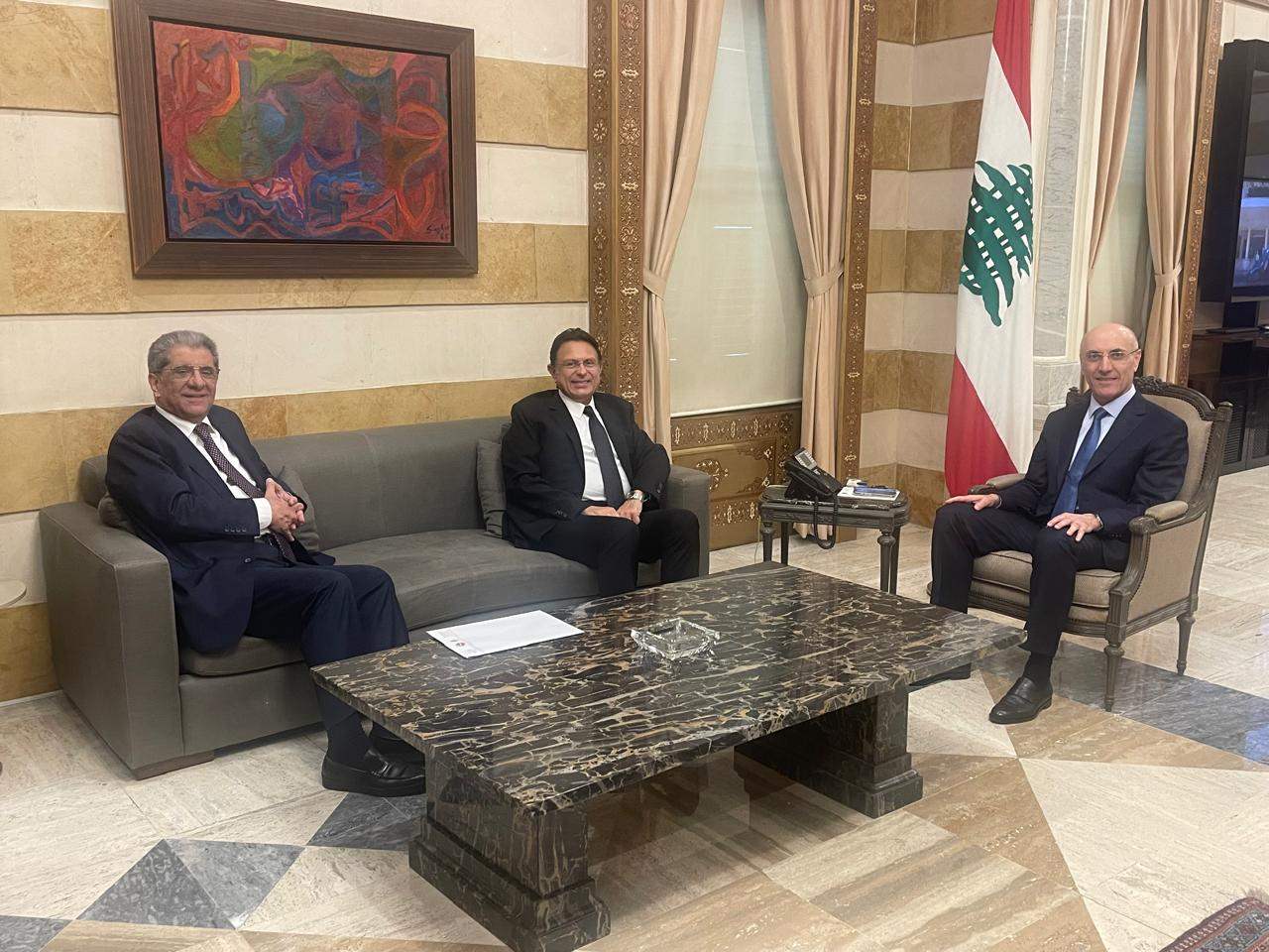 ظاهرة الدعارة والتفلّت الأخلاقي في المعاملتين على طاولة وزارة الداخلية  