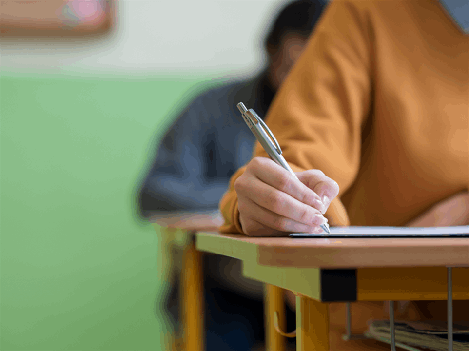 بعد نتائج الامتحانات الرسمية.. توضيح لوزارة التربية! 