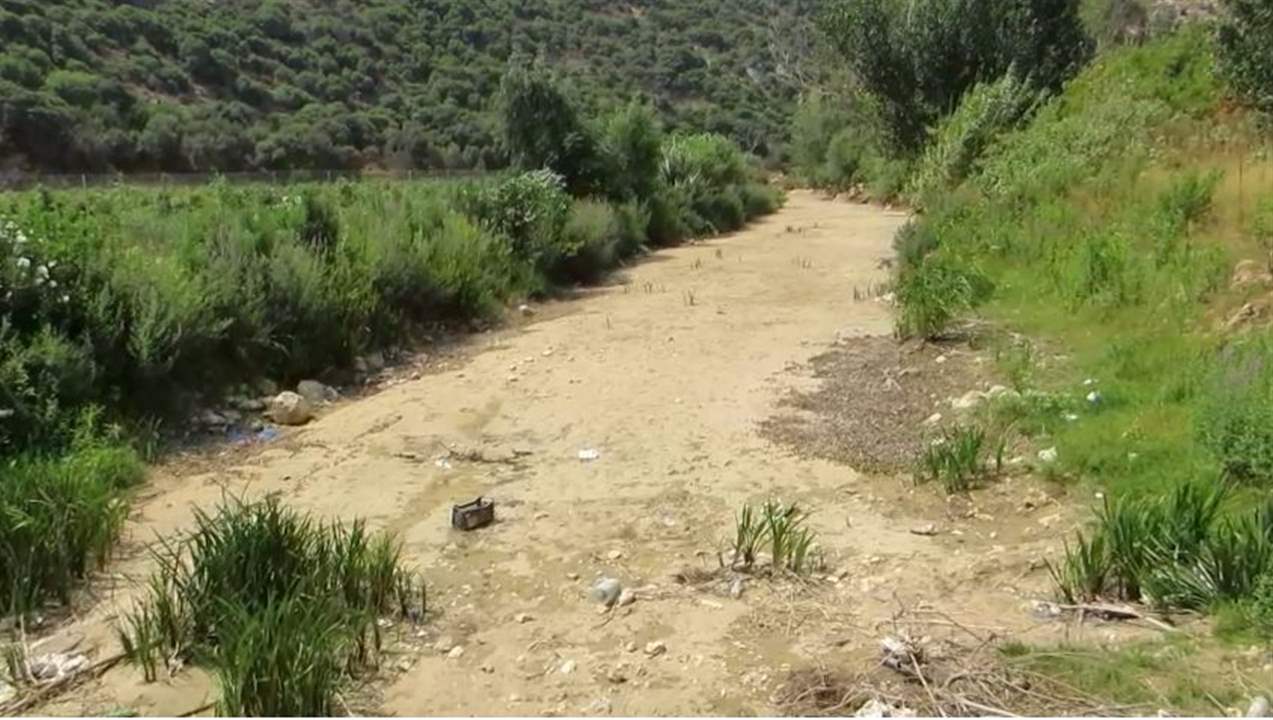 مشهد صادم لجفاف نهر الليطاني في الجنوب